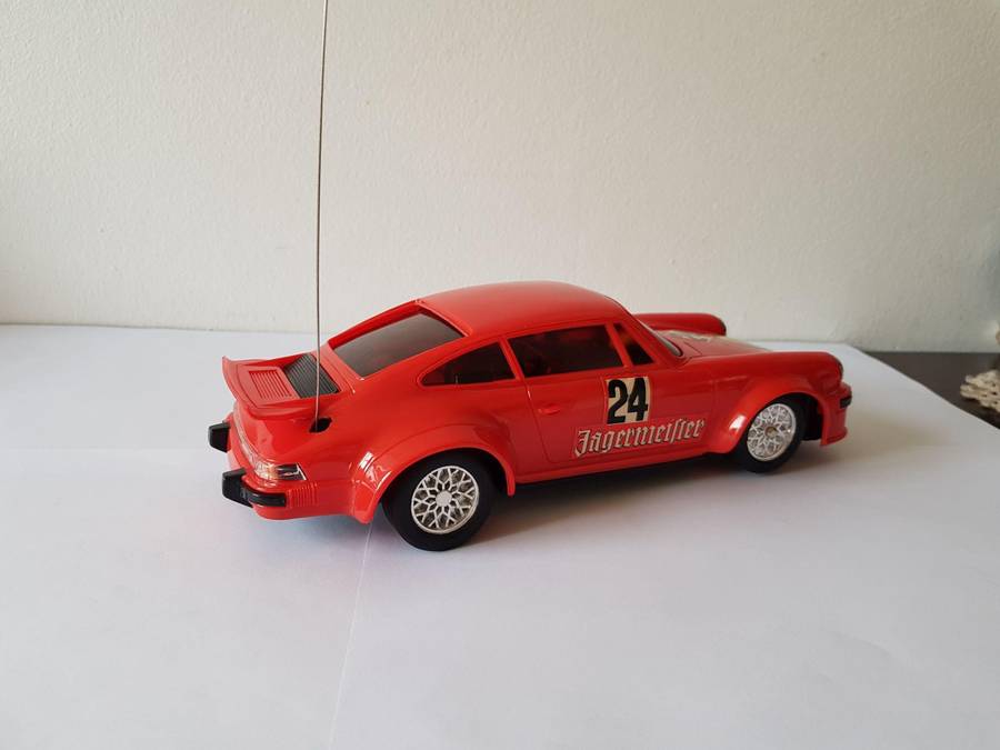 VINTAGE 1979 PORSCHE 930 TURBO JAGERMEISTER POWER ELECTRA RADIO CONTROLLED 1/18 SCALE MODELCAR.
