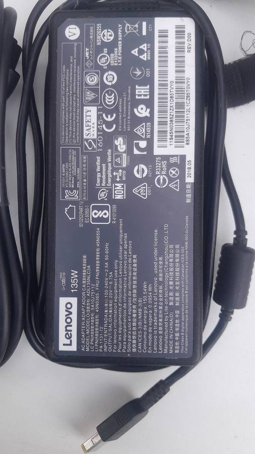Original 135W Lenovo ThinkPad ADL135NLC3A 20V 6.75A Power AC Adapter(Square Tip)