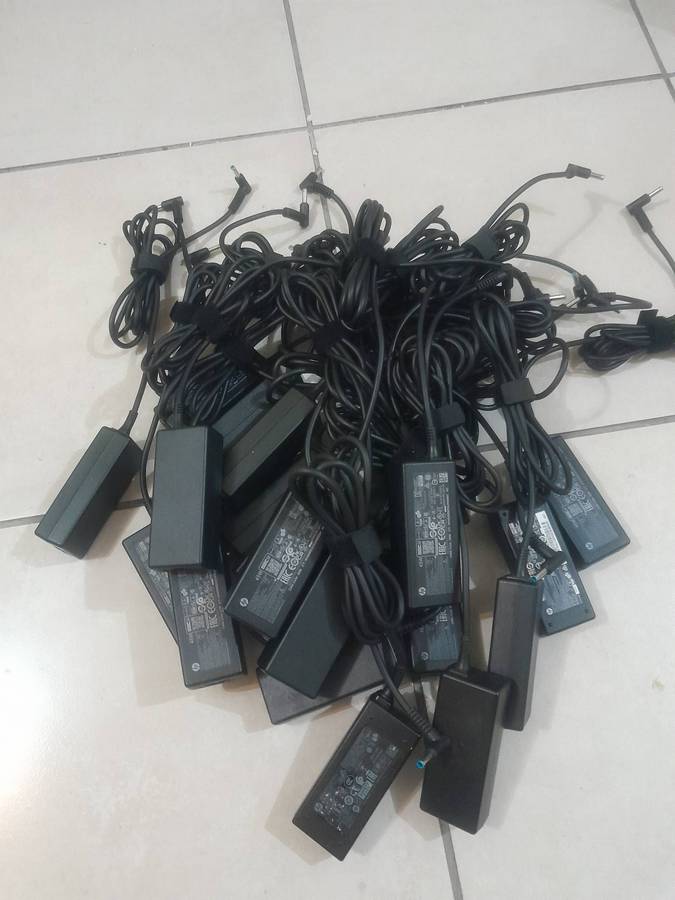 Genuine Original HP Blue Pin Laptop Charger 19.5V 2.31A 45W AC Adapter