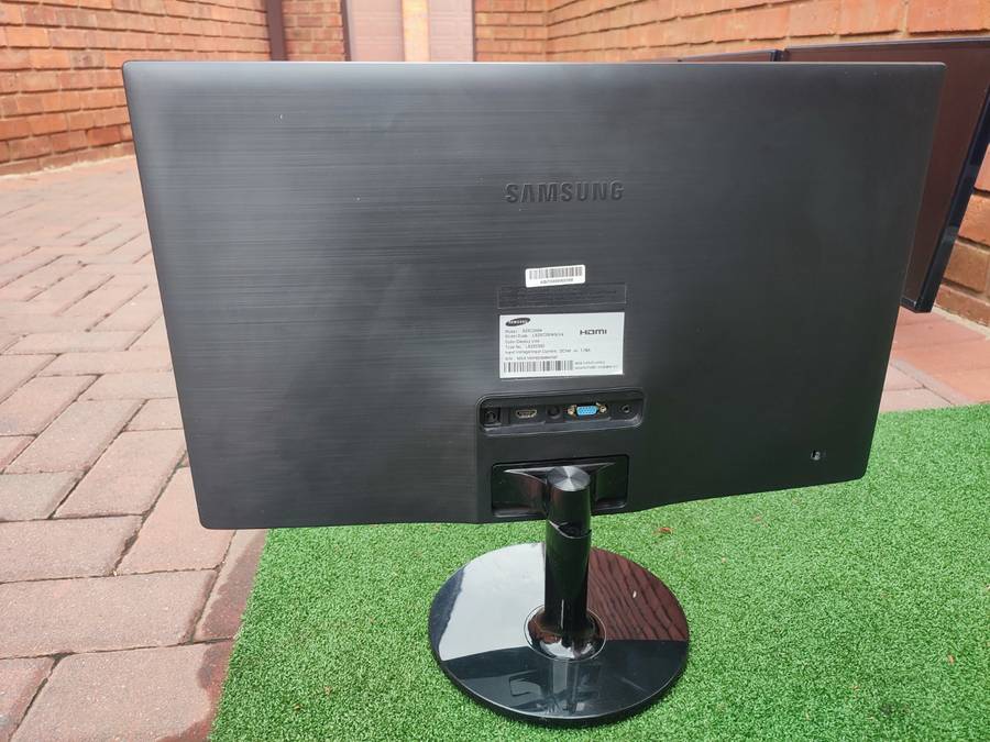 Samsung S23C350H 23-inch HDMI, VGA, LED Backlit Computer Monitor