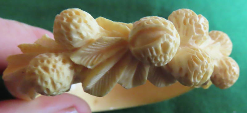Costume Jewellery - Carved Bangle