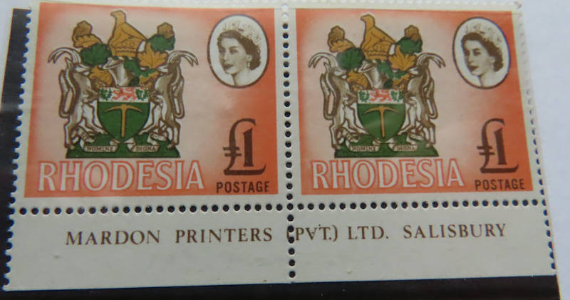 Rhodesia -Mardon Printing 1966 - £1 Pair MNH