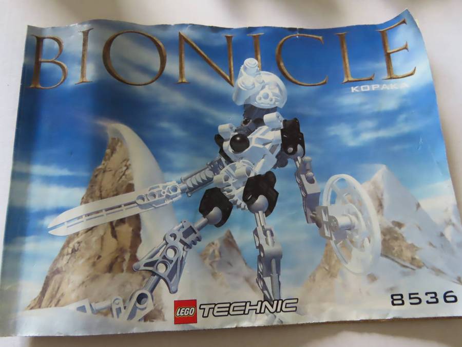 Lego - Technic - Bionicle - Kopaka 8536 - Complete in Container