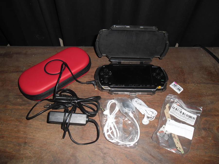 Sony PSP 1000 Bundle