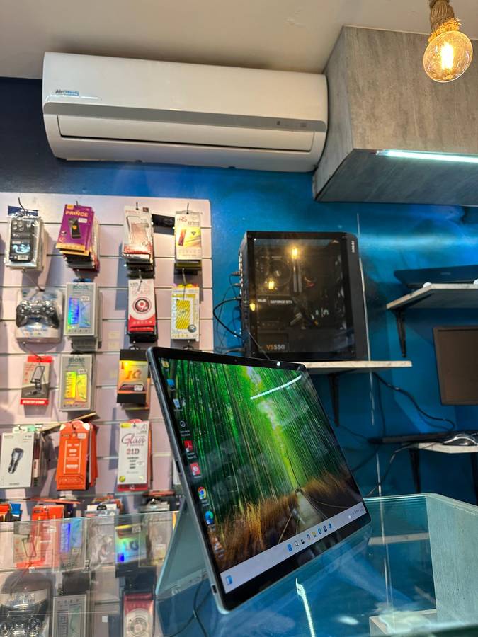 Dell Latitude 7320 13" | Core i5-1140G7 | 16GB RAM | Win 11 Pro | Refurbished 2-in-1 Detachable