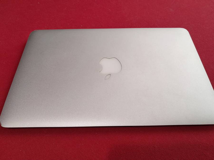 MacBook Air (11-inch, Late 2010)