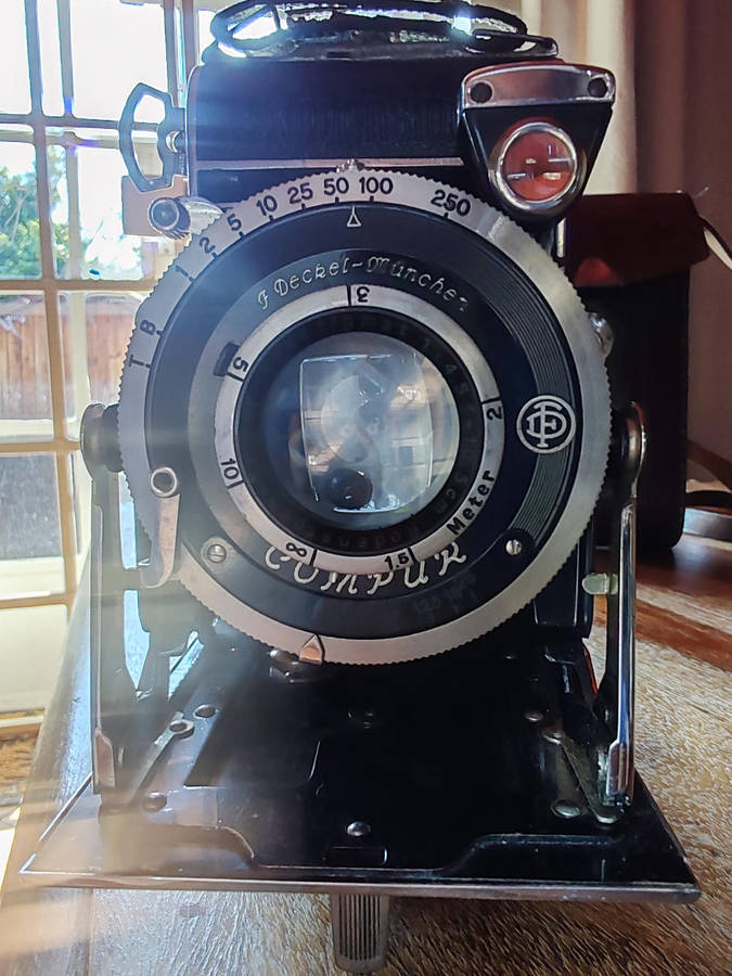 Vintage Deckel München Compur Camera with Leather Case  Untested