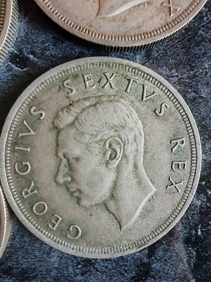 8 x South African 5 Shillings Silver Coins (1952)  50% Silver- LOT 4