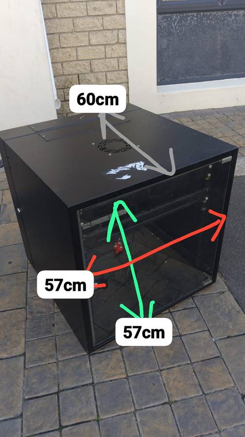 12U-Rack Server Cabinet - 600 x 570 x 570mm