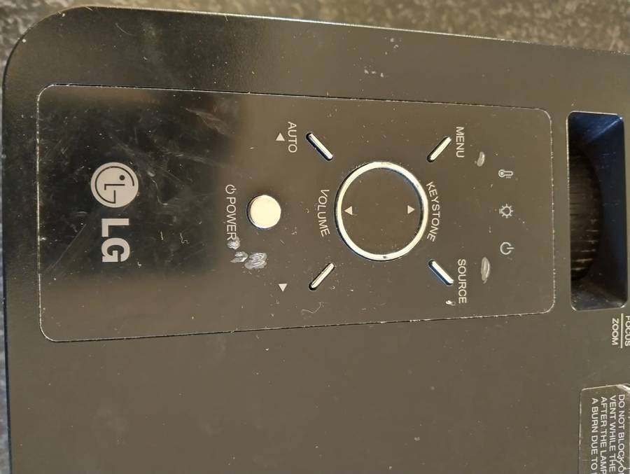 LG DLP 3D SVGA Projector (Model: BS274)  No Remote