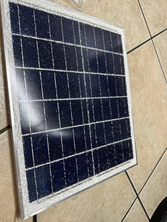 600W Solar Powered LED Flood Light With Panel & Remote-IP66