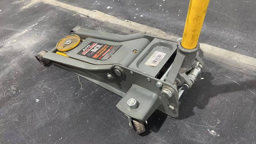 AIYI 4 Ton Low Profile Hydraulic Floor Jack
