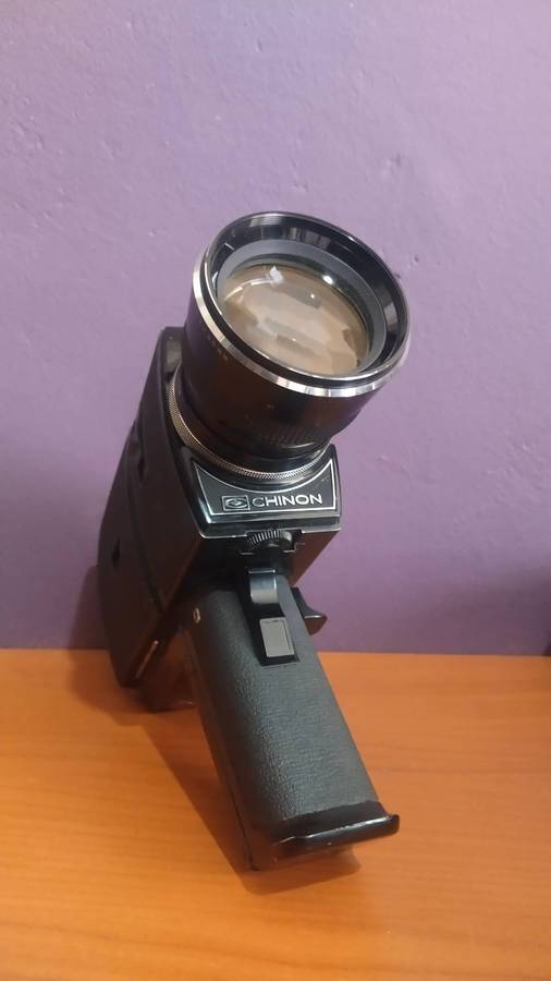 Chinon 809 Power Zoom