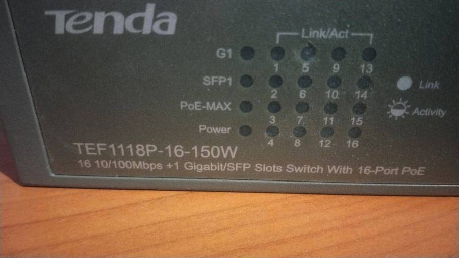 Tenda TEF1118P-16-150W Switch With 16 Port POE