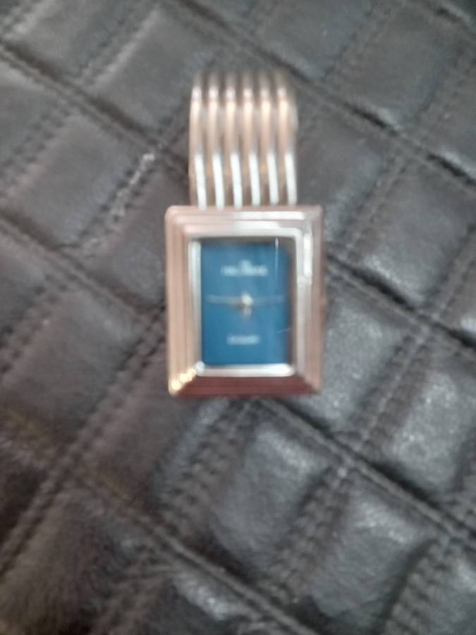 STUNNING LADIES QUARTZ WATCH HALLMARK 100% WORKING CONITION NEW BATTERY