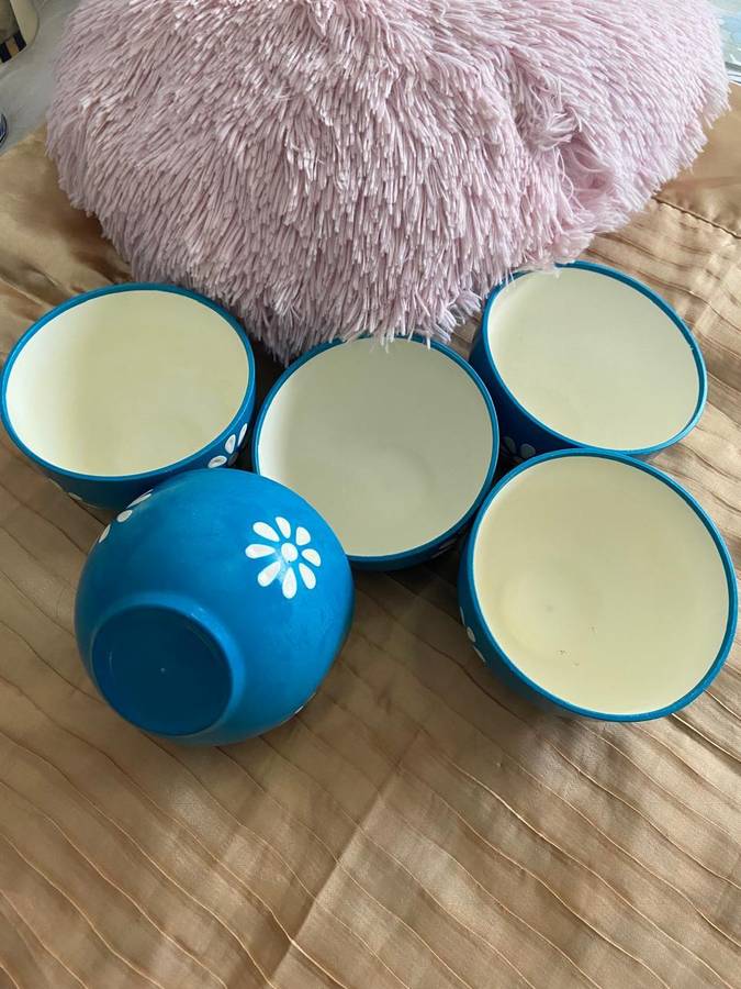 Assorted Kitchen Items, Second Hand, Lot 7 Of 11
