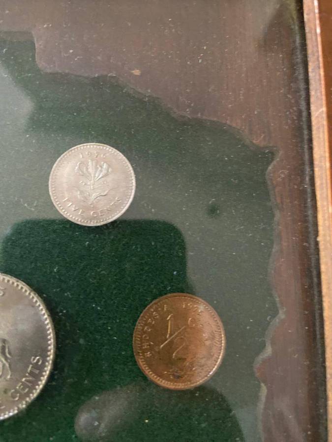 Rhodesia Coin Set In Wooden Frame (Rare), Rare Coins And Notes Auction, Lot 1 Of 20