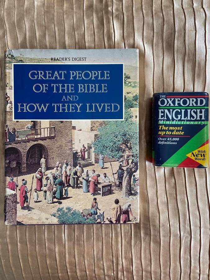 Assorted English Books, Lot 4 Of 13