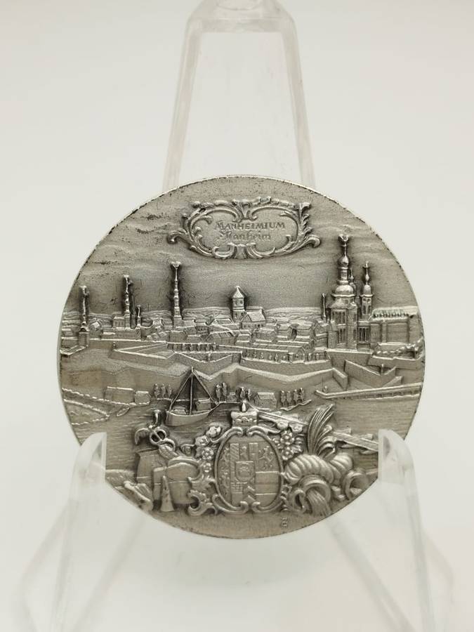 Alt Mannheim Medaillen-Serie  Limited Edition 3 Silver Medals in Original Case (999 Silver)