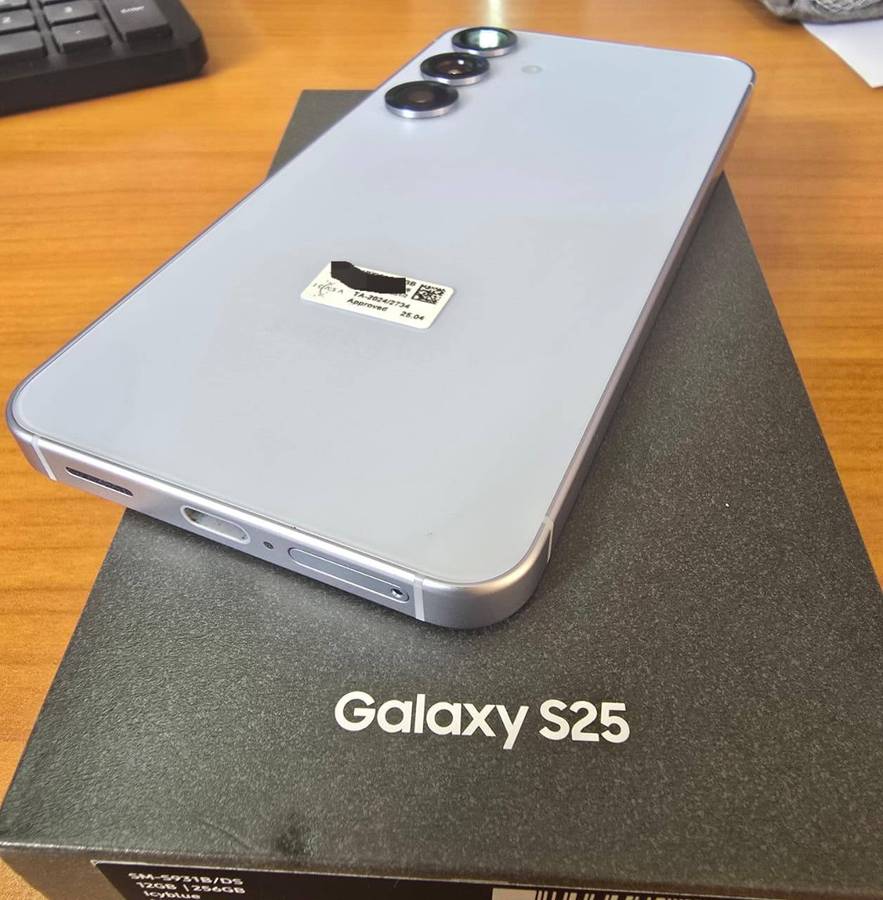 Samsung S25 - 256gb