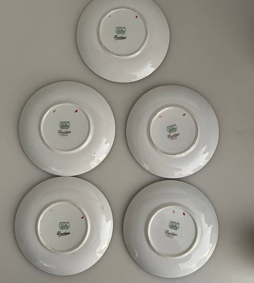 Shelley Duchess 13401 Cup & Saucer Set c.1926  Fine Bone China  6 Teacups & 5 Saucers