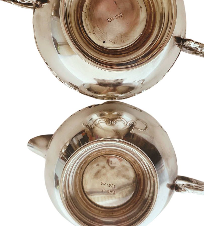 Em ess Silver Plated Sugar and Creamer Set - Embossed Acanthus Leaf Design, Elegant Two-Piece Ensemb