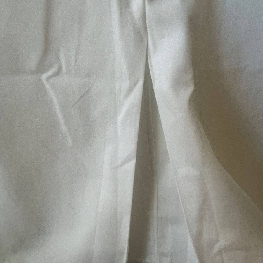 White Cotton-Linen Maxi Sleepwear Dress with Side Slits & Pockets  Size Large (Fits SA 40-42)  R85