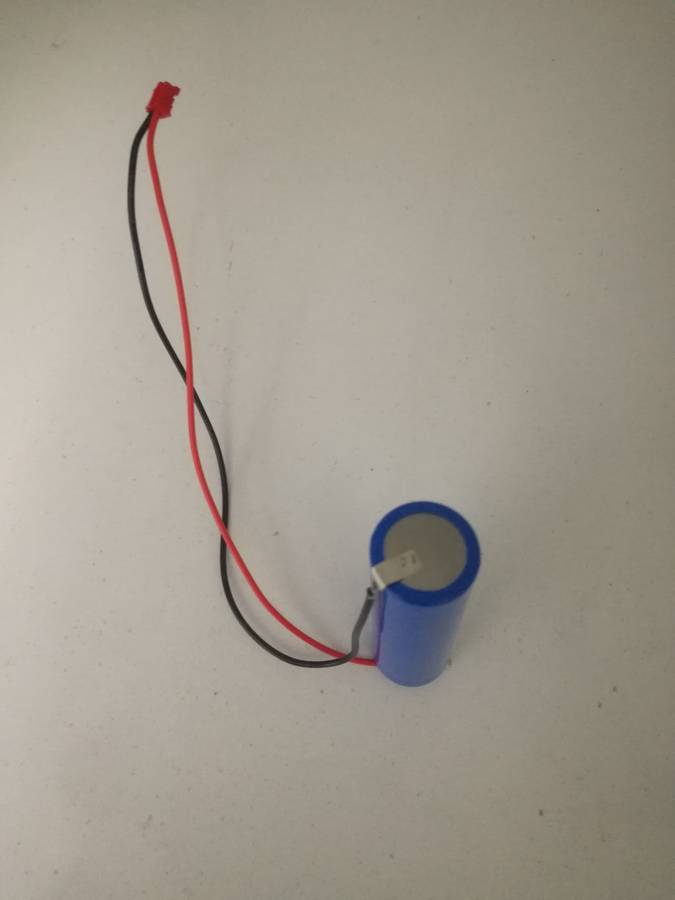 18650 WITH A CABLE