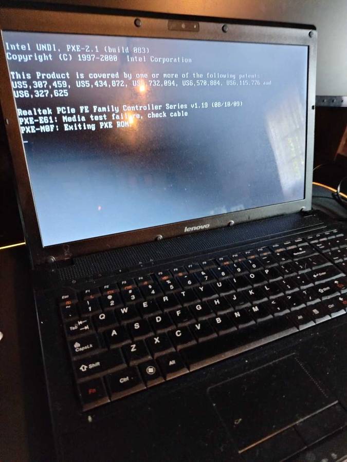 Lenovo G560 i3-350m, 4gb d3, 500gb hdd