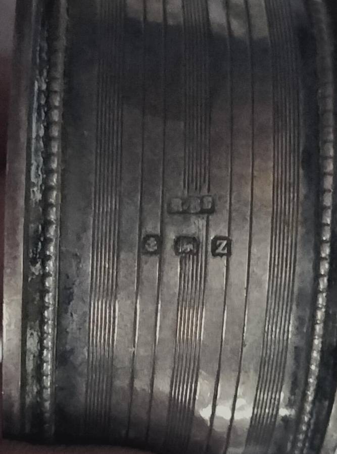 Birmingham silver napkin rings (pair) - 23.6g (15)