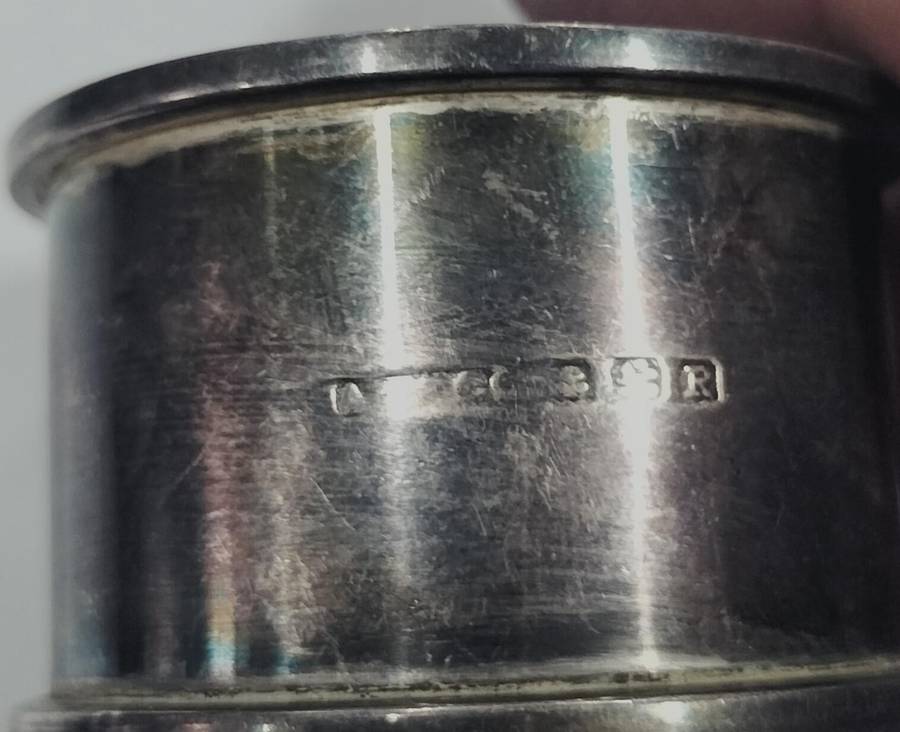 Birmingham silver napkin ring - 15.1g (27)