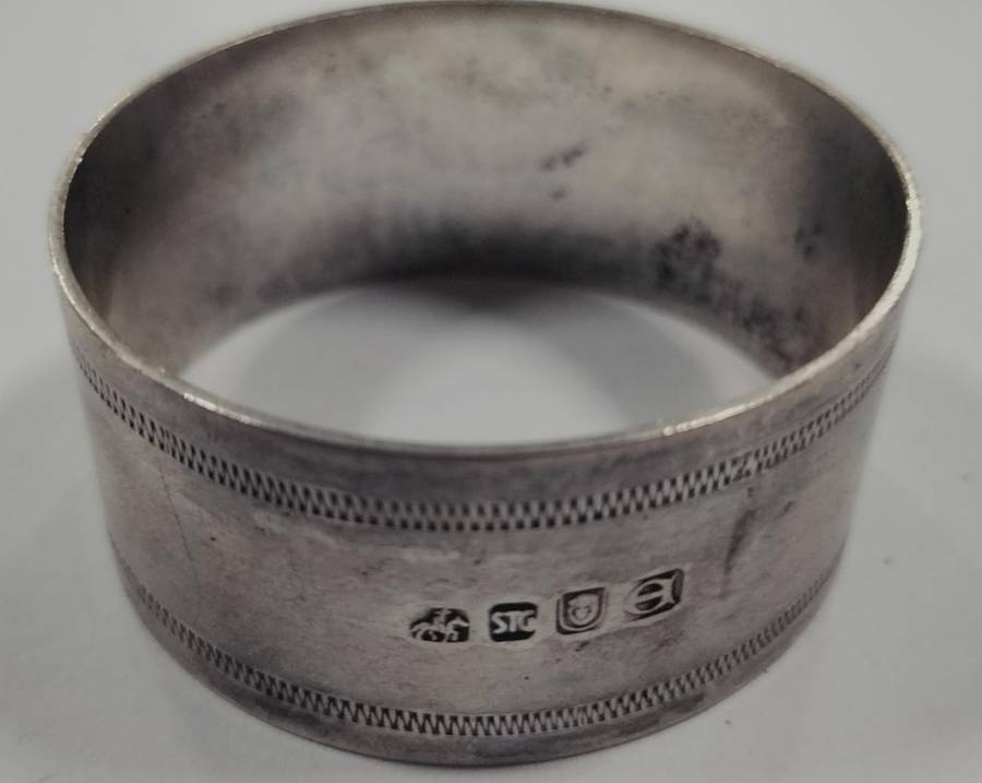 Beautiful Silver napkin ring - 28.7g (26)