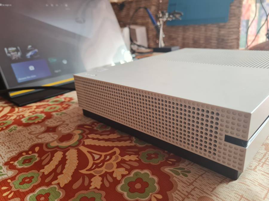 MICROSOFT XBOX ONE S, 1 TB (CONSOLE ONLY) - Fully Tested and working 100%