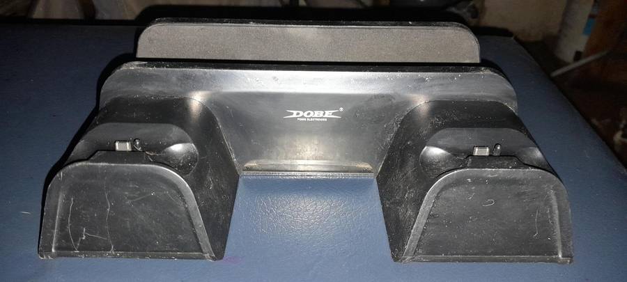 Dobe PS4 Slim pro docking cooling and control charging system