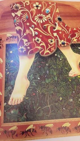 Books : Kit Williams , Picture book  that sparked a treasure hunt by including concealed clues