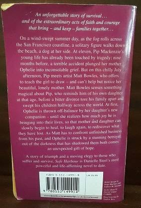 BOOKS -  Safe Harbour , Danielle Steel