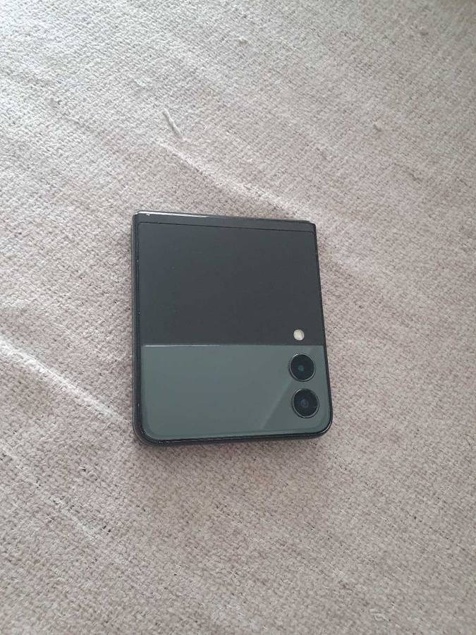 Samsung Galaxy ZFlip 3