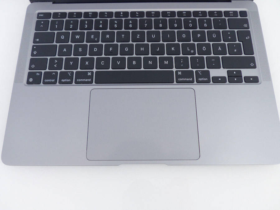 Apple MacBook Air 13" M1 Chip | 256GB SSD | Space Grey 2020 Model