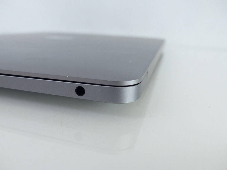 Apple MacBook Air 13" M1 Chip | 256GB SSD | Space Grey 2020 Model