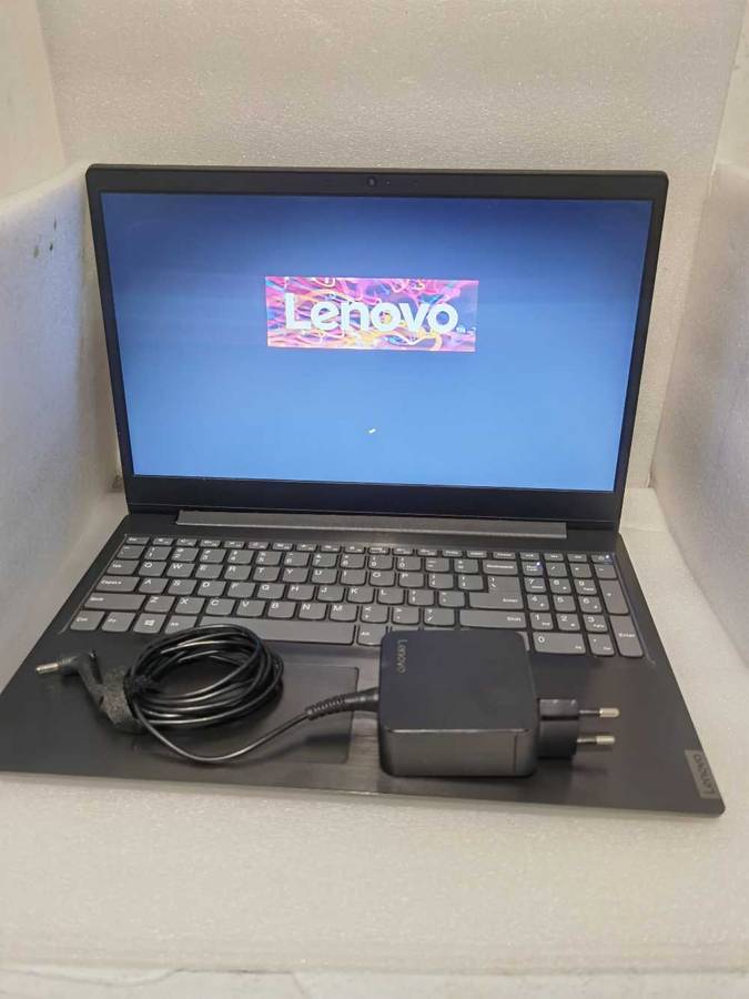 Lenovo 81W8 corei3 8th gen