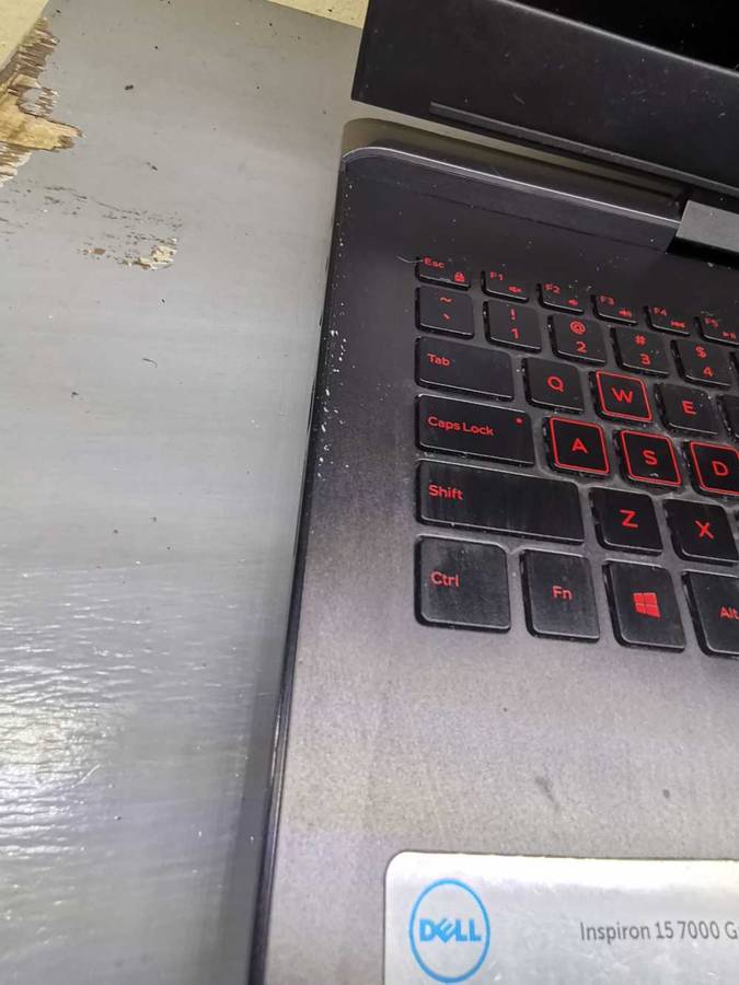 Dell inspiron 15 7577 gaming laptop