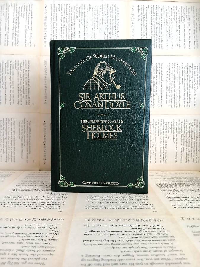 The Celebrated Cases of Sherlock Holmes by Sir Arthur Conan Doyle [Treasury of World Masterpieces]