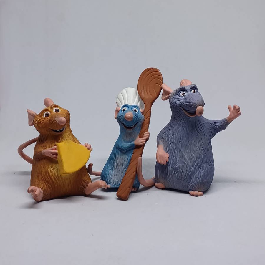 Disney/Pixar Bullyland Hand-Painted Ratatouille Collectable mini action figures
