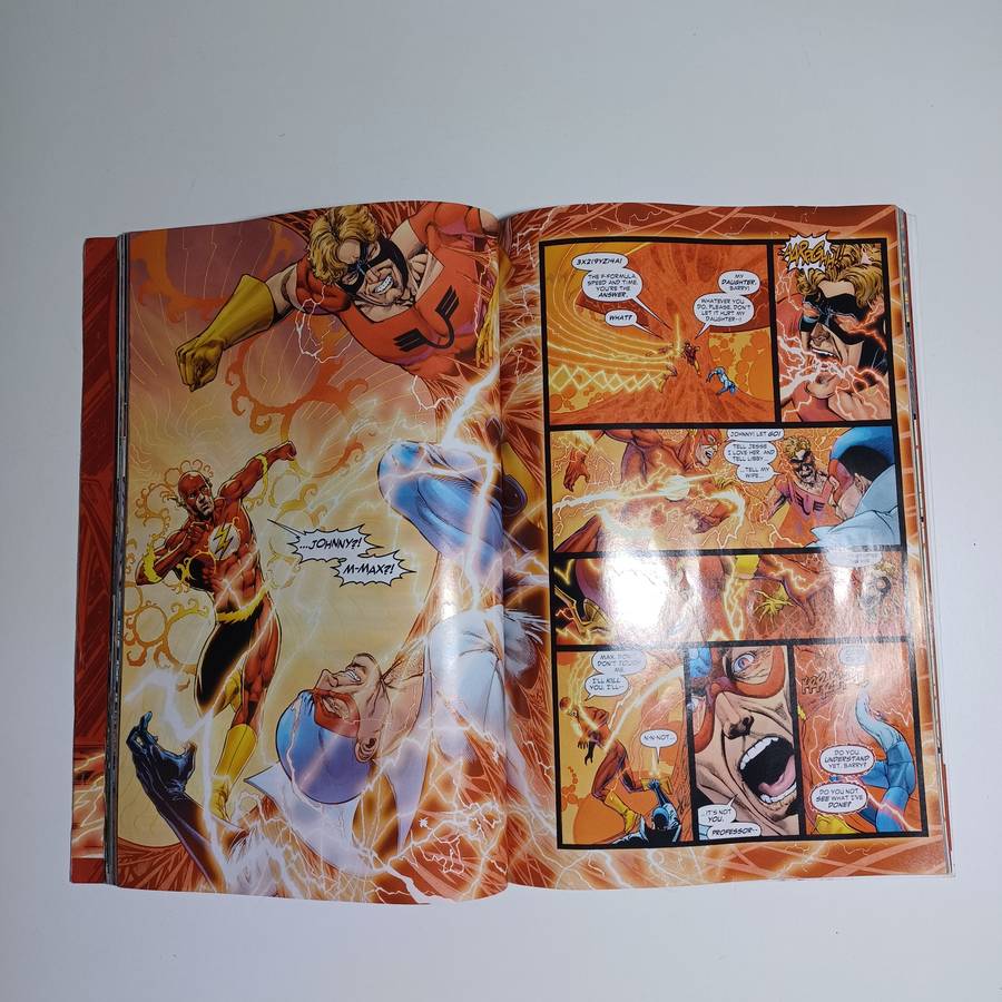 Flash Rebirth Comic  by Geoff Johns (Author), Ethan Van Sciver (Illustrator)