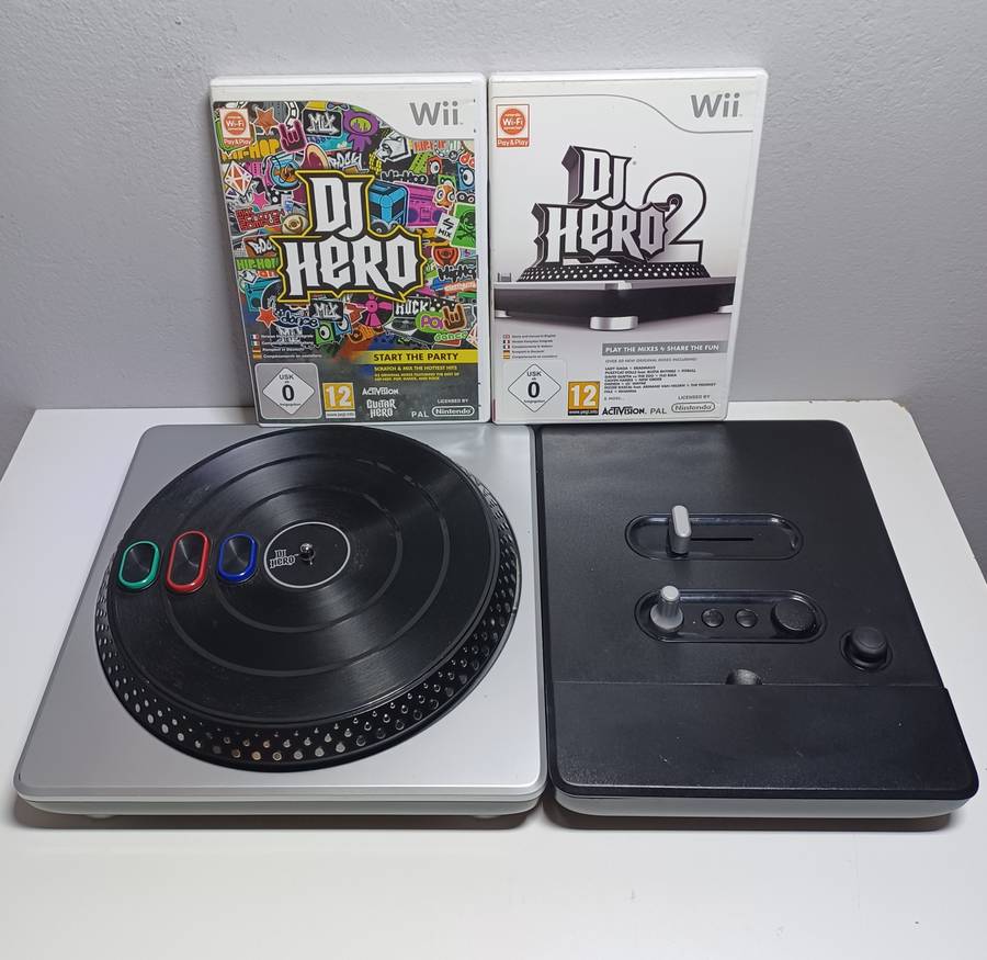 Nintendo Wii DJ Hero and DJ Hero 2 Game bundle With Turntable Controller (all tested working)