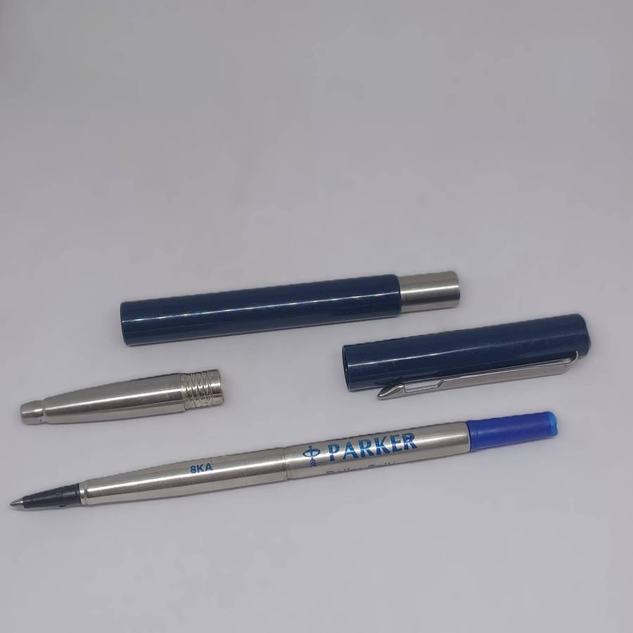 Parker Vector Standard CT Fountain Pen in blue