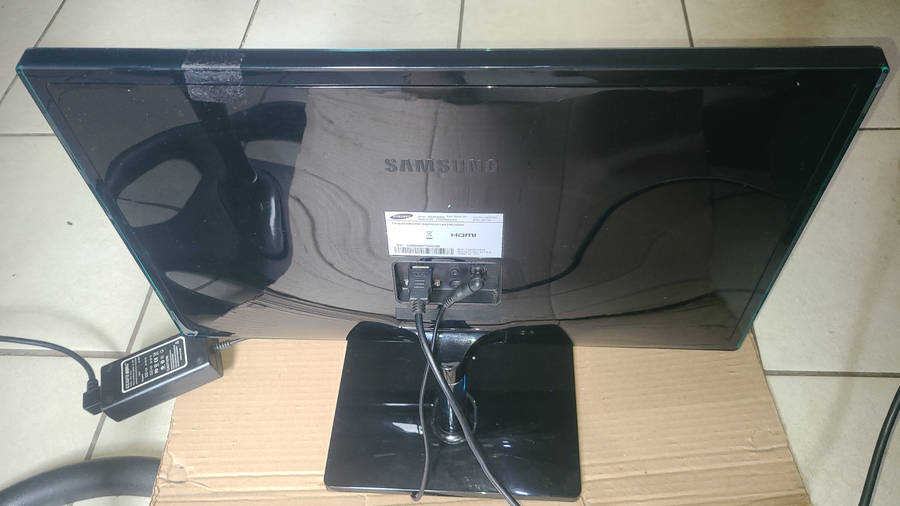 Samsung 24-inch HDMI Monitor