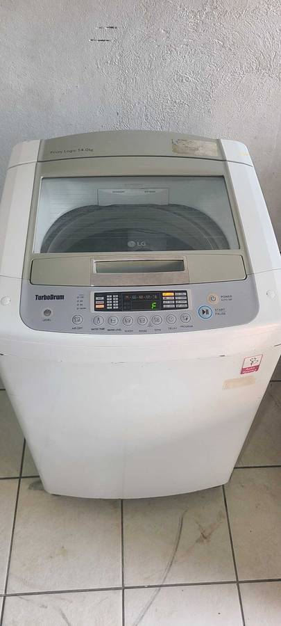 LG fuzzy logic 14.0kg washing machine