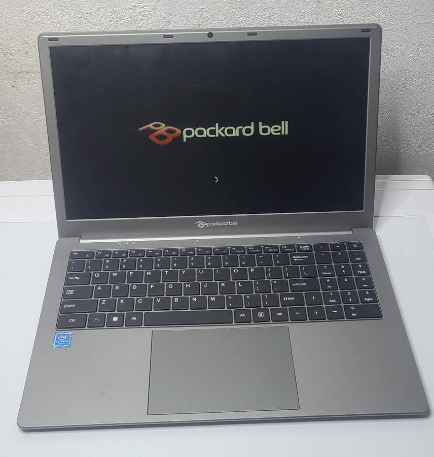 Packard Bell Vettel-C 15.6" Laptop Celeron 4GB RAM 256GB Storage pls read description