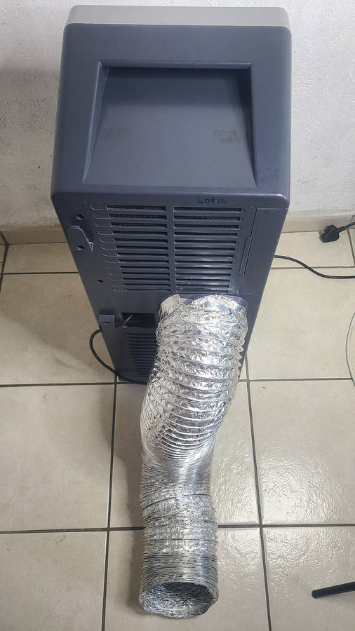 Defy mobile/portable air conditioner 12000BTU cooling and heating